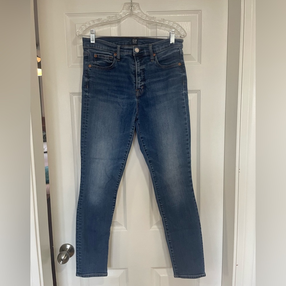 GAP Women's Classic Blue Skinny Jeans